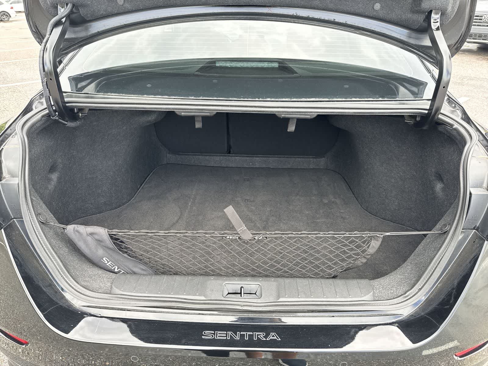 Nissan Sentra SR 2025