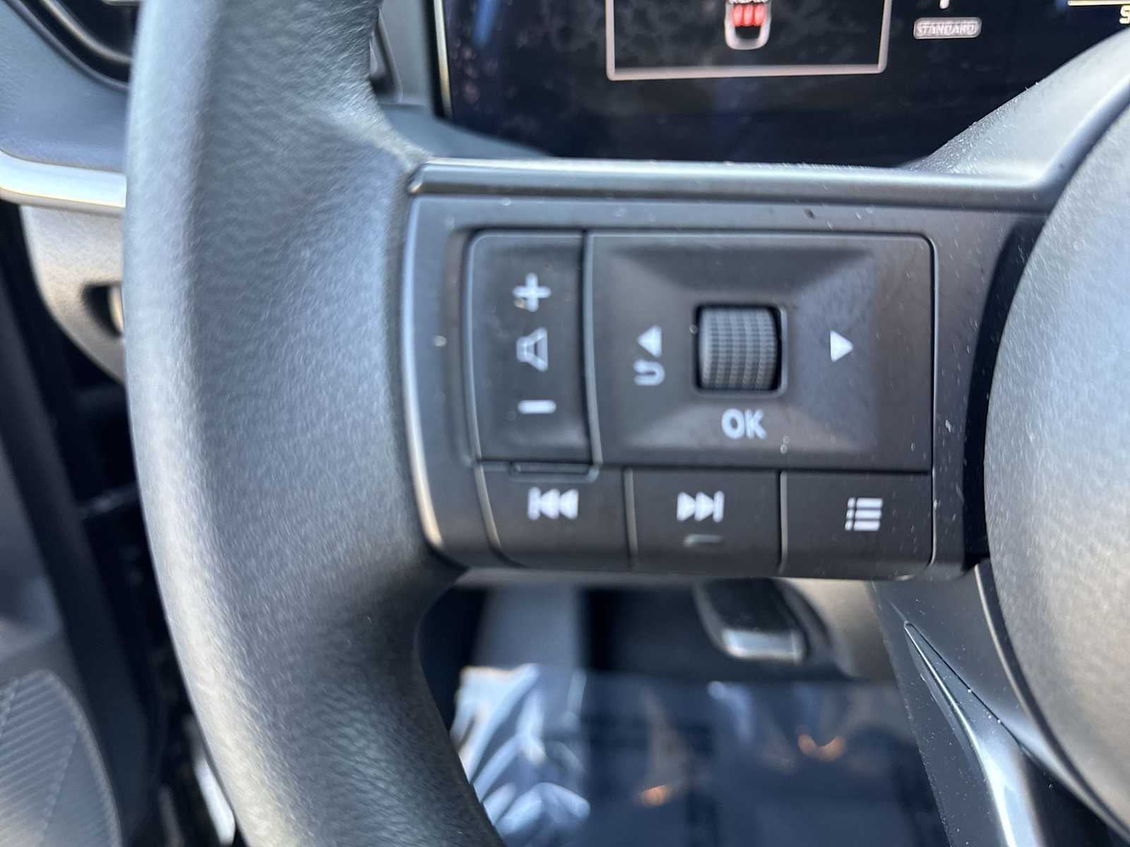 Nissan Kicks S 2025