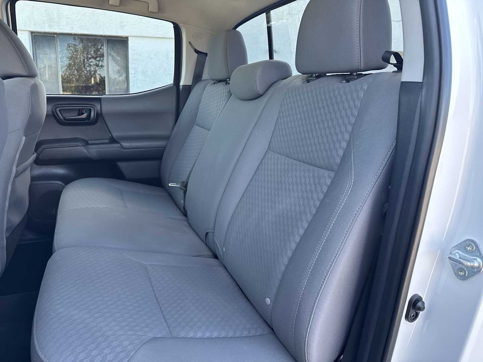 Toyota Tacoma SR 2023