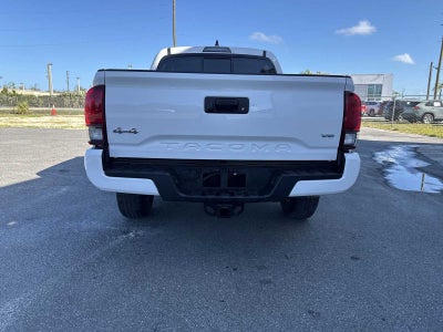 Toyota Tacoma SR 2023