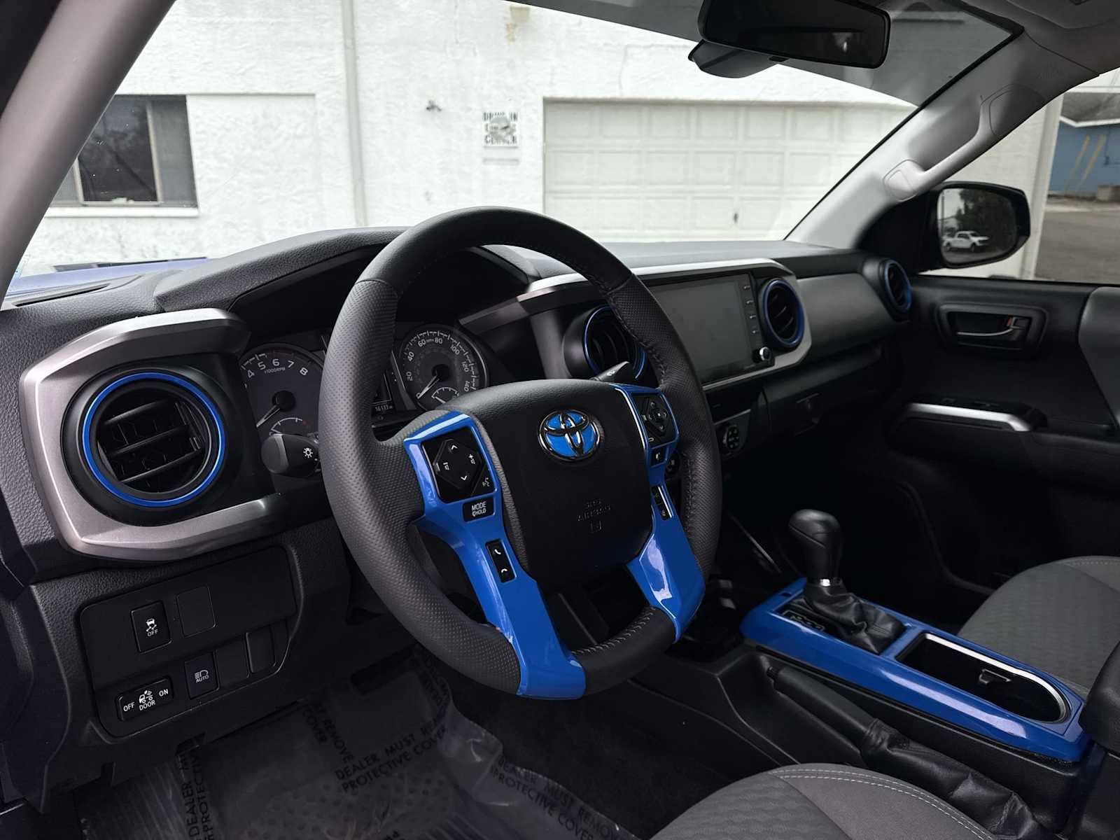 Toyota Tacoma SR5 2022