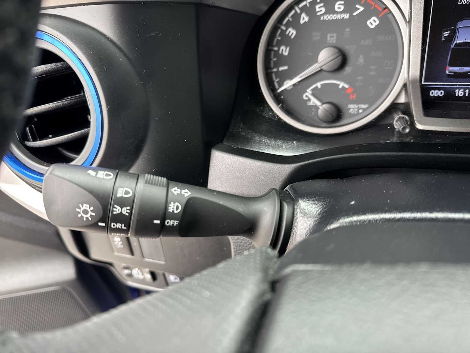 Toyota Tacoma SR5 2022