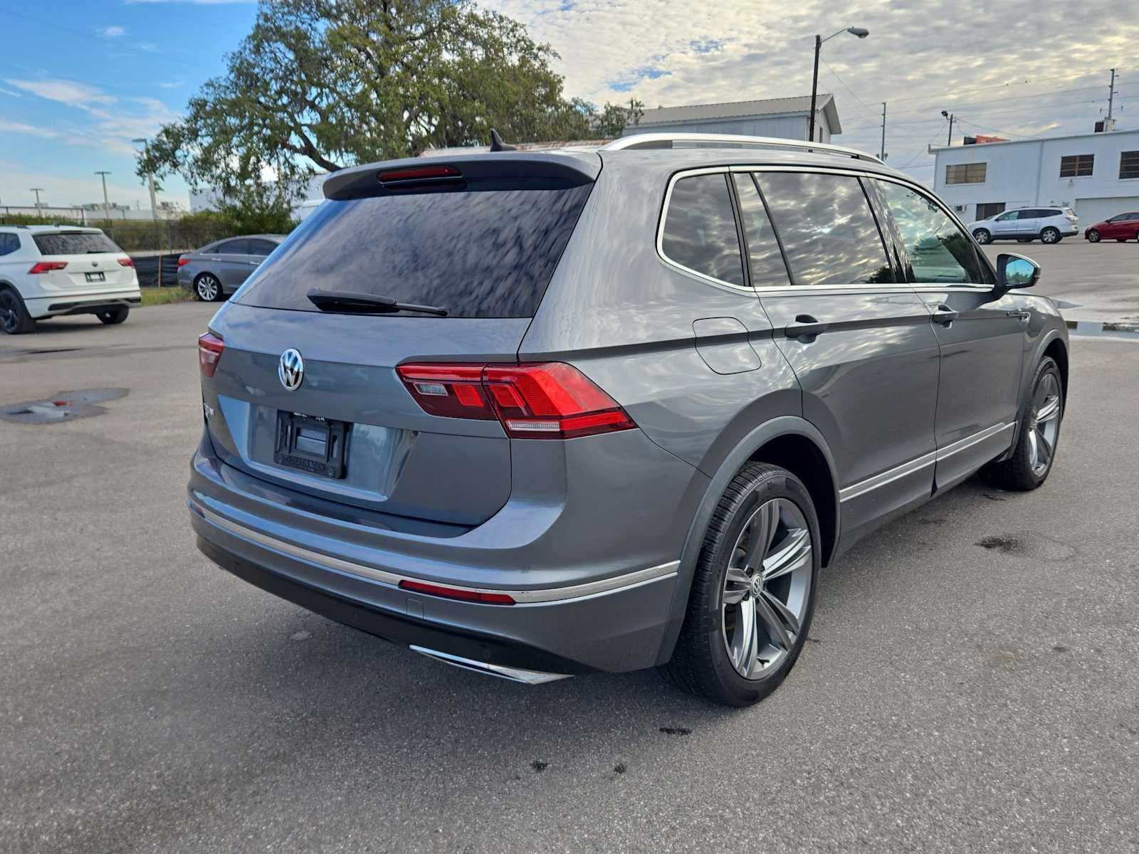 Volkswagen Tiguan SEL R-Line 2019