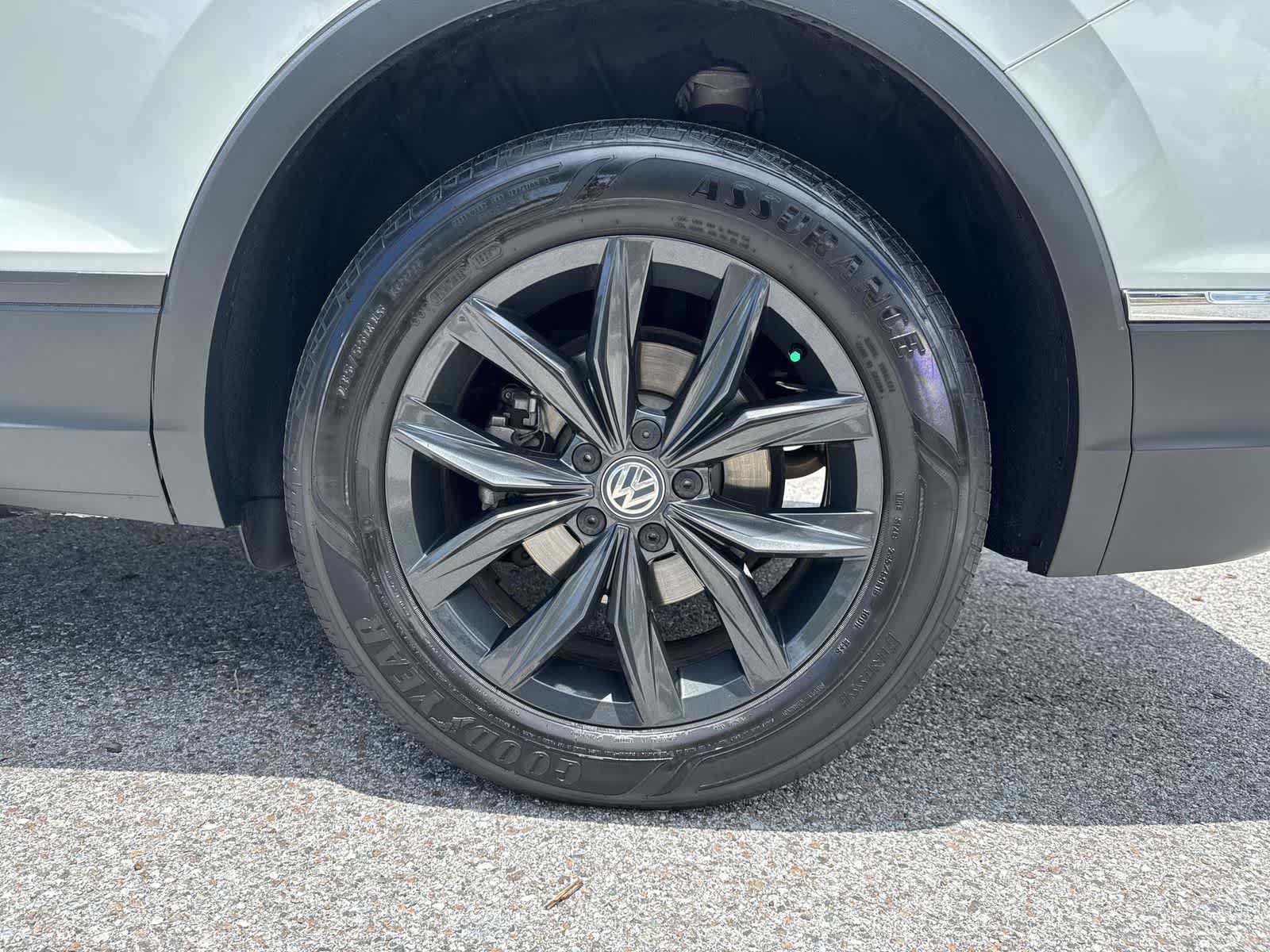 Volkswagen Tiguan SE 2024