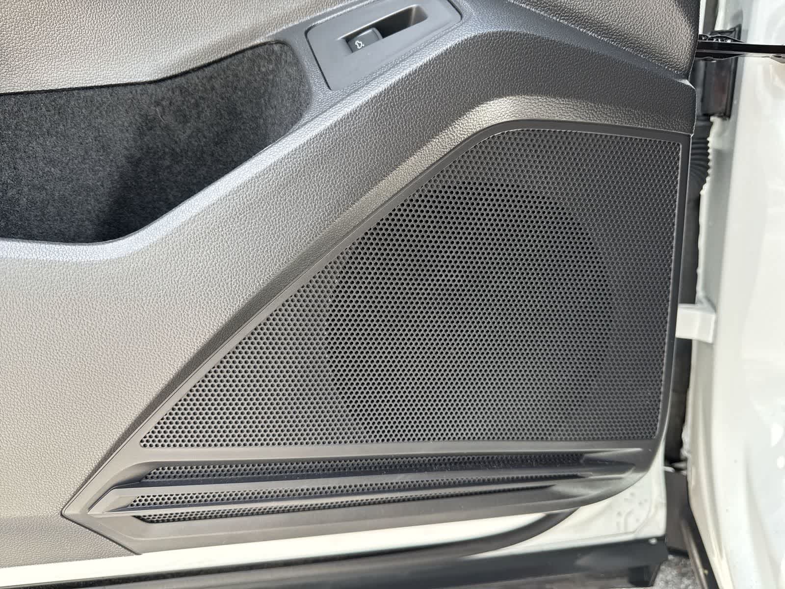 Volkswagen Tiguan SE 2024