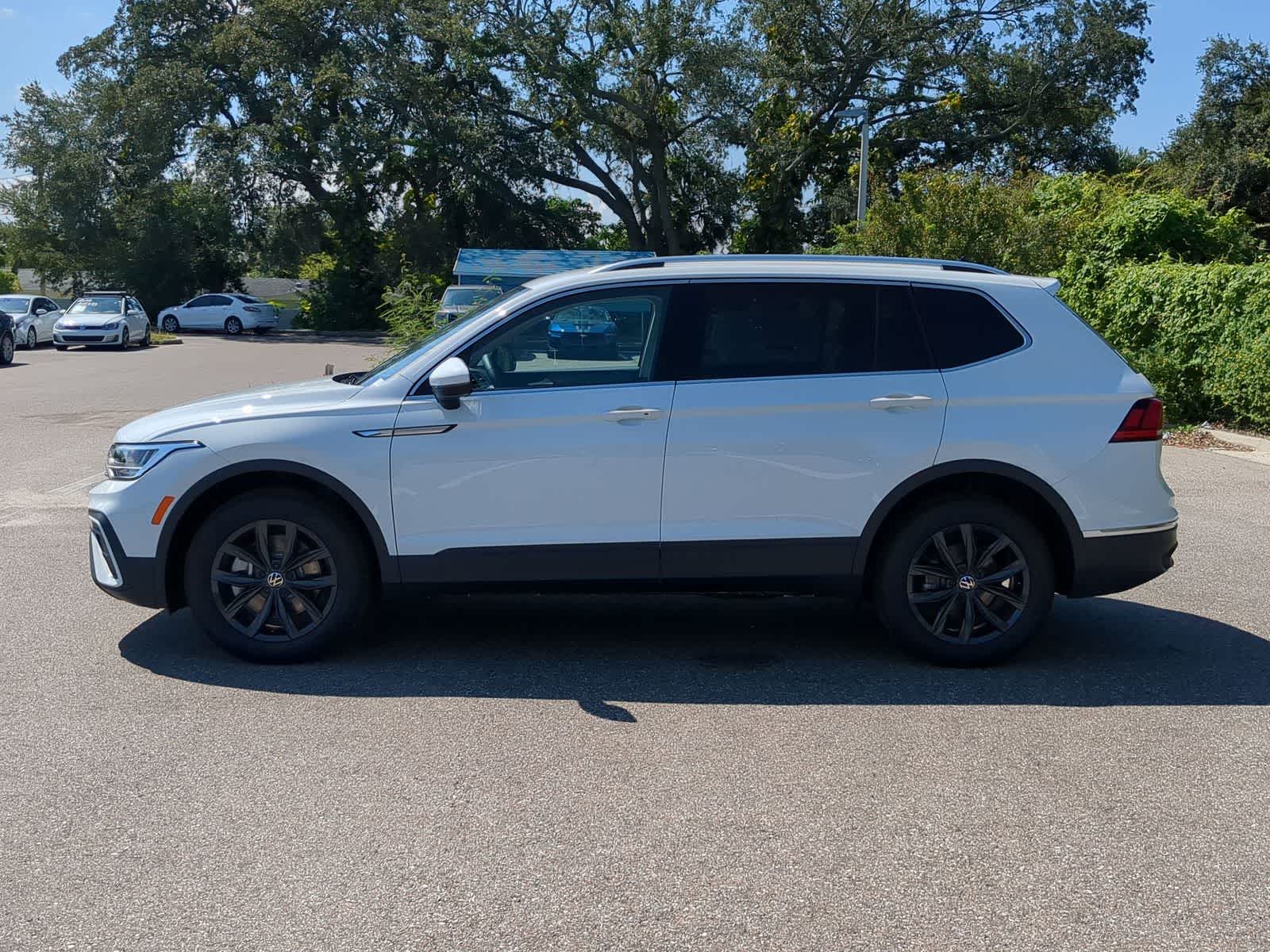 Volkswagen Tiguan SE 2024