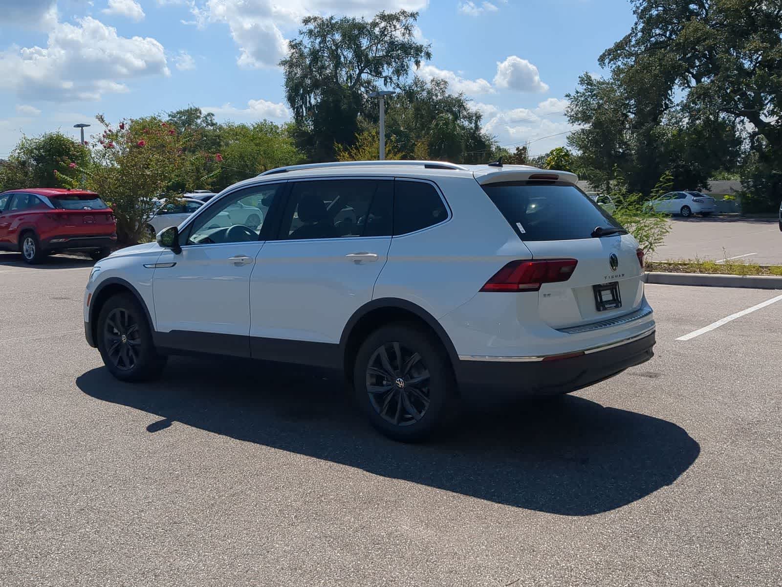Volkswagen Tiguan SE 2024