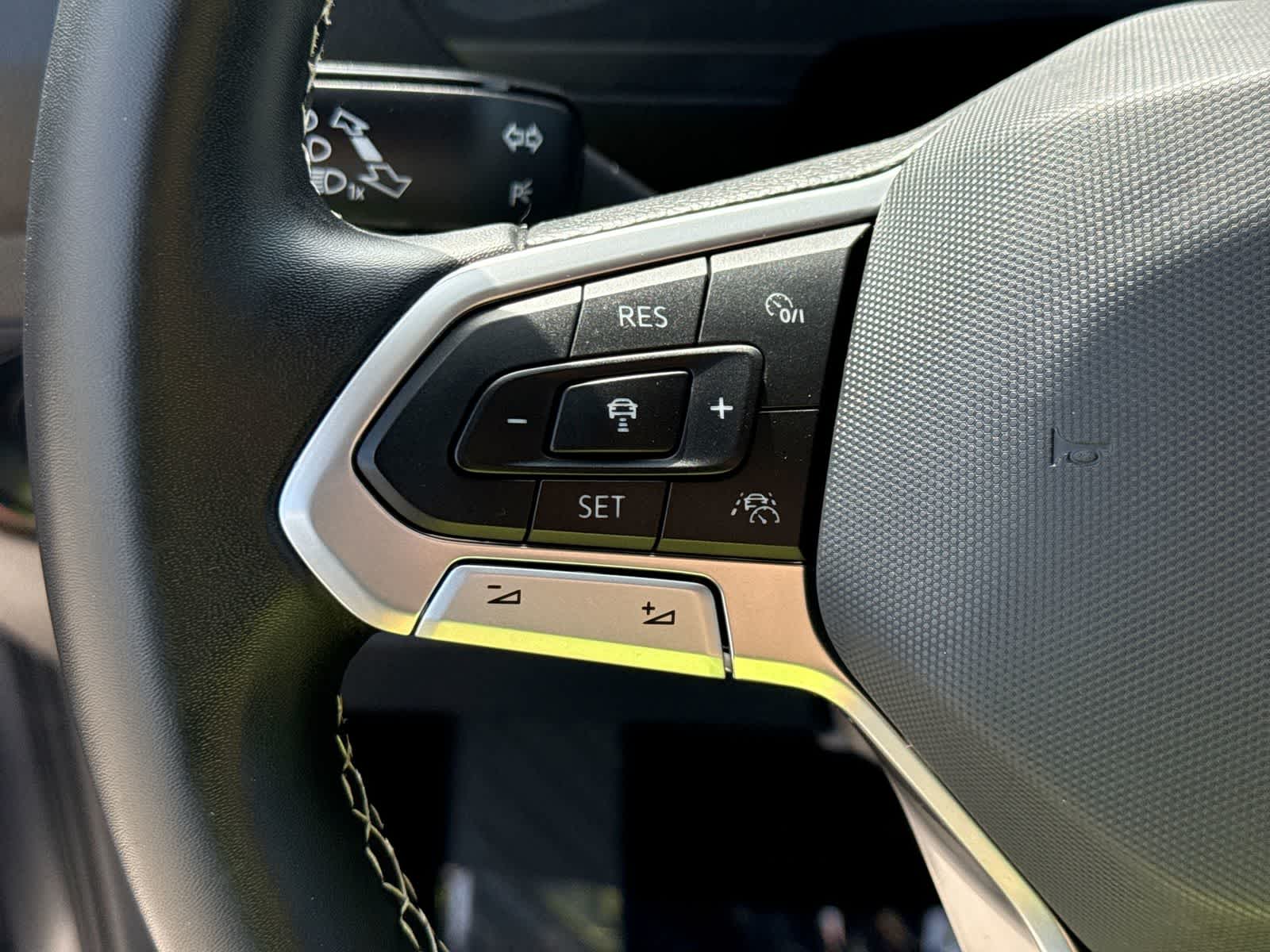 Volkswagen Tiguan SE 2023