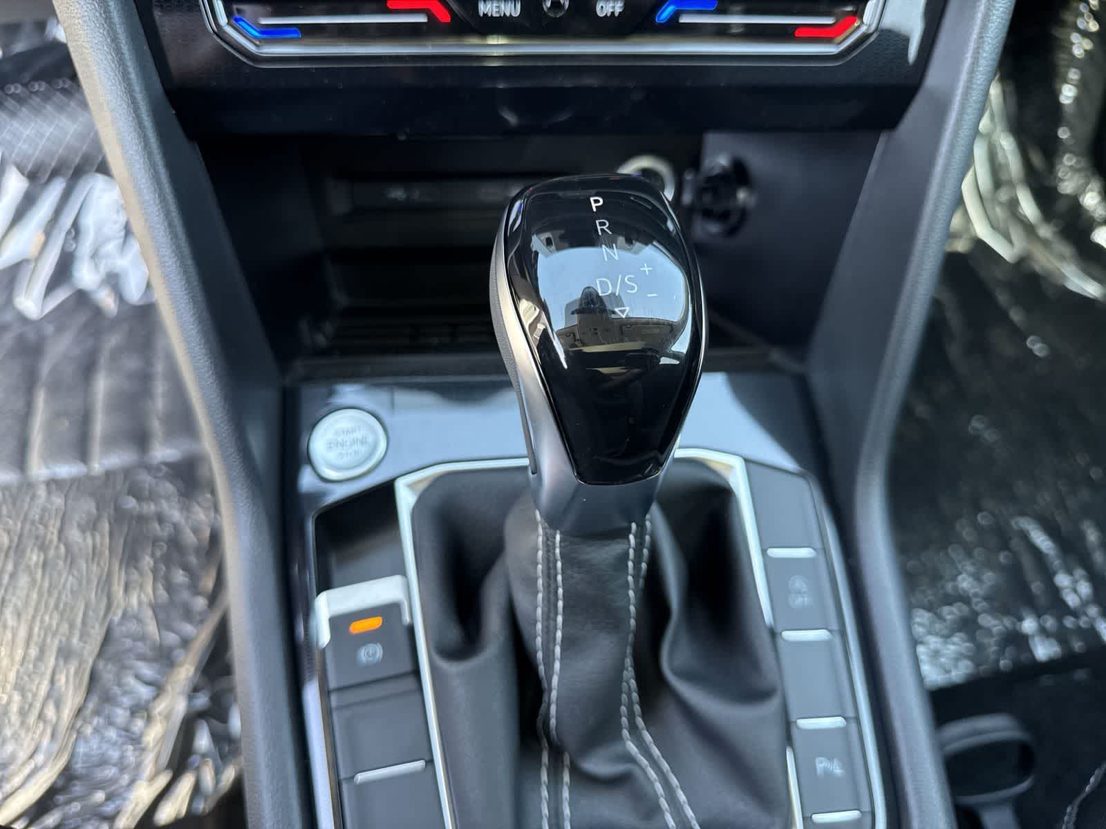 Volkswagen Taos 1.5T SE Negro 2026