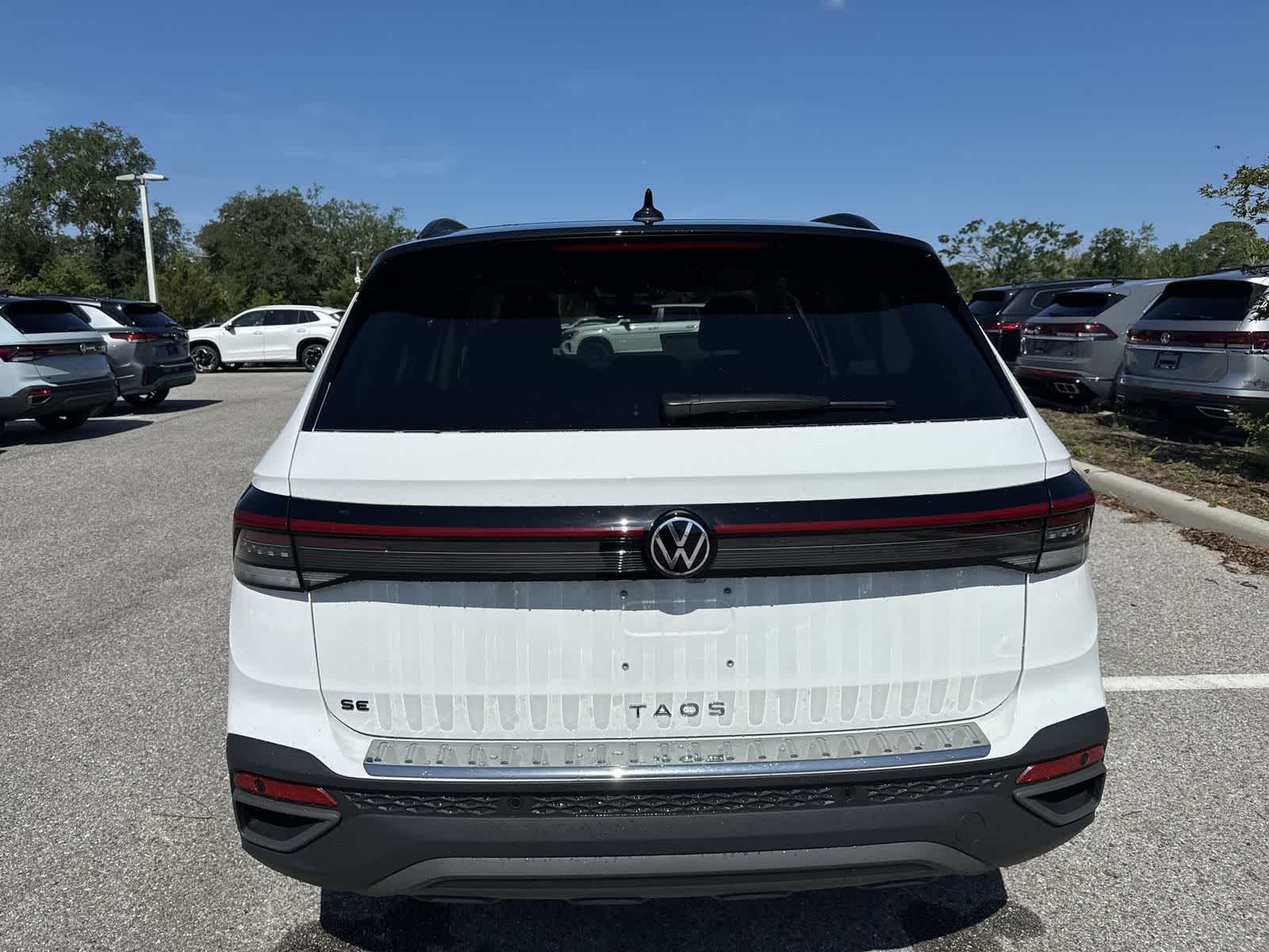 Volkswagen Taos 1.5T SE Negro 2026