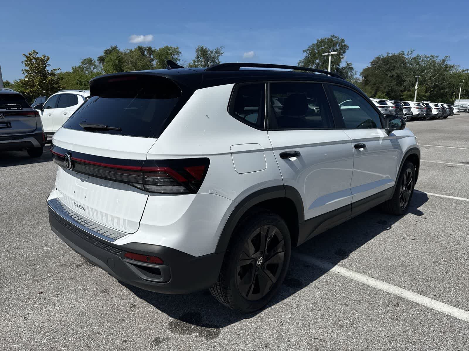 Volkswagen Taos 1.5T SE Negro 2026