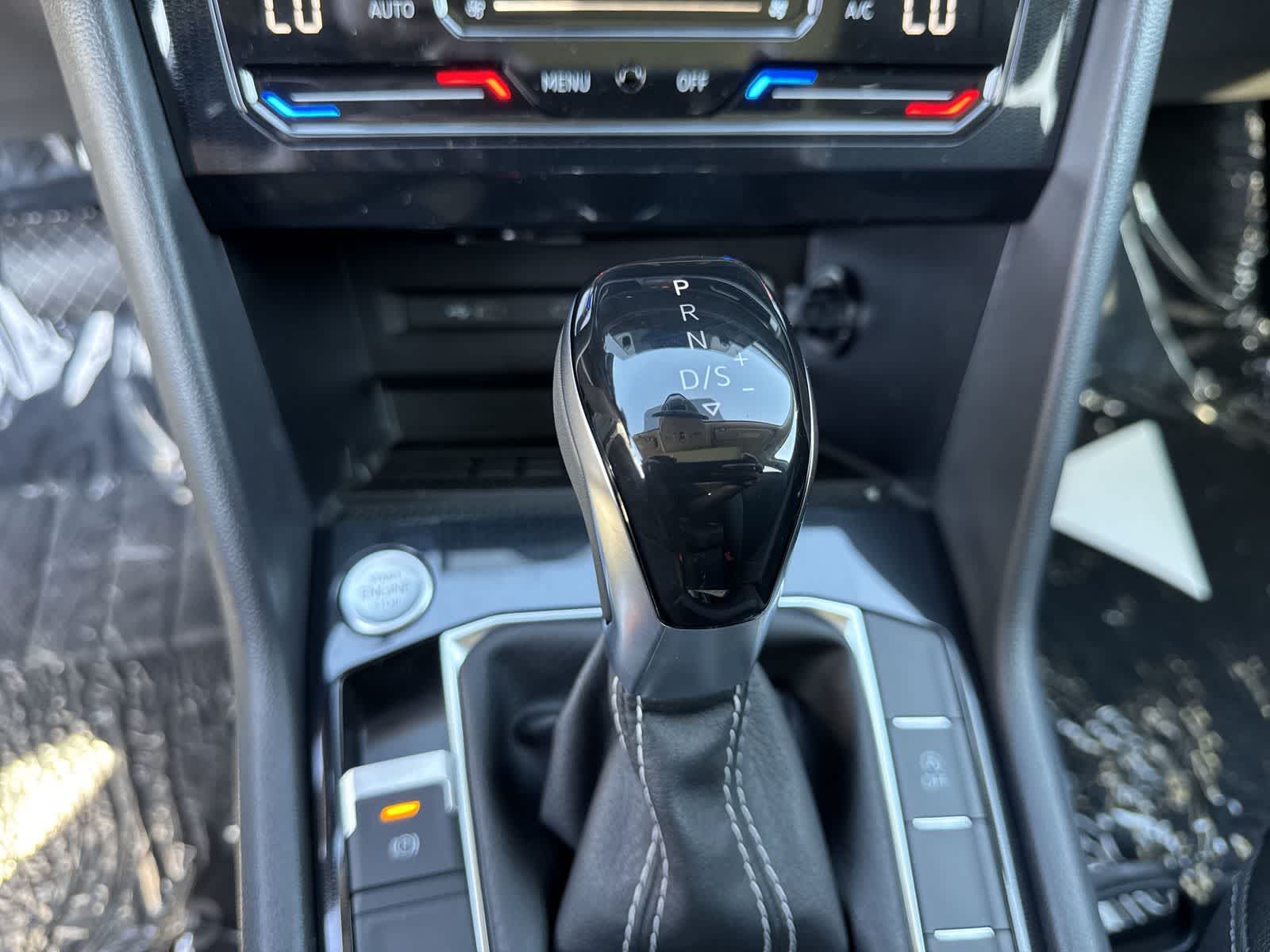 Volkswagen Taos 1.5T SE Negro 2026