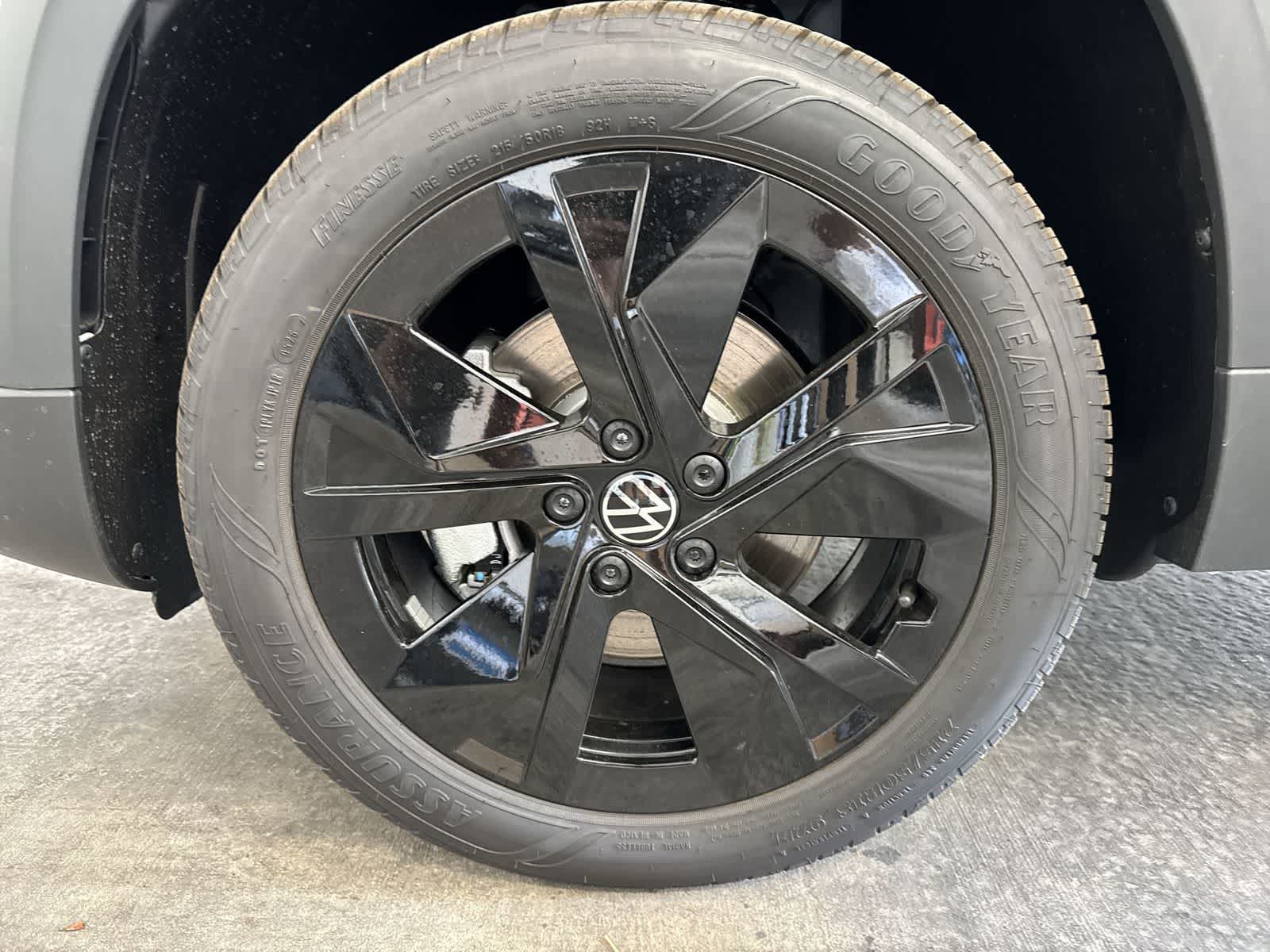 Volkswagen Taos 1.5T SE Negro 2026