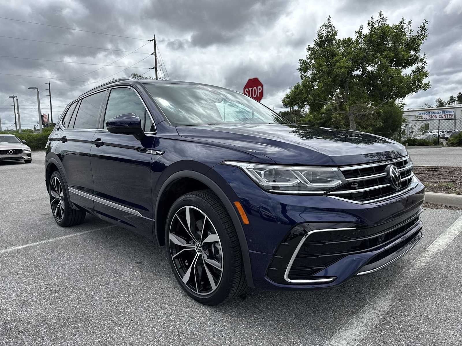 Volkswagen Tiguan SEL R-Line 2024