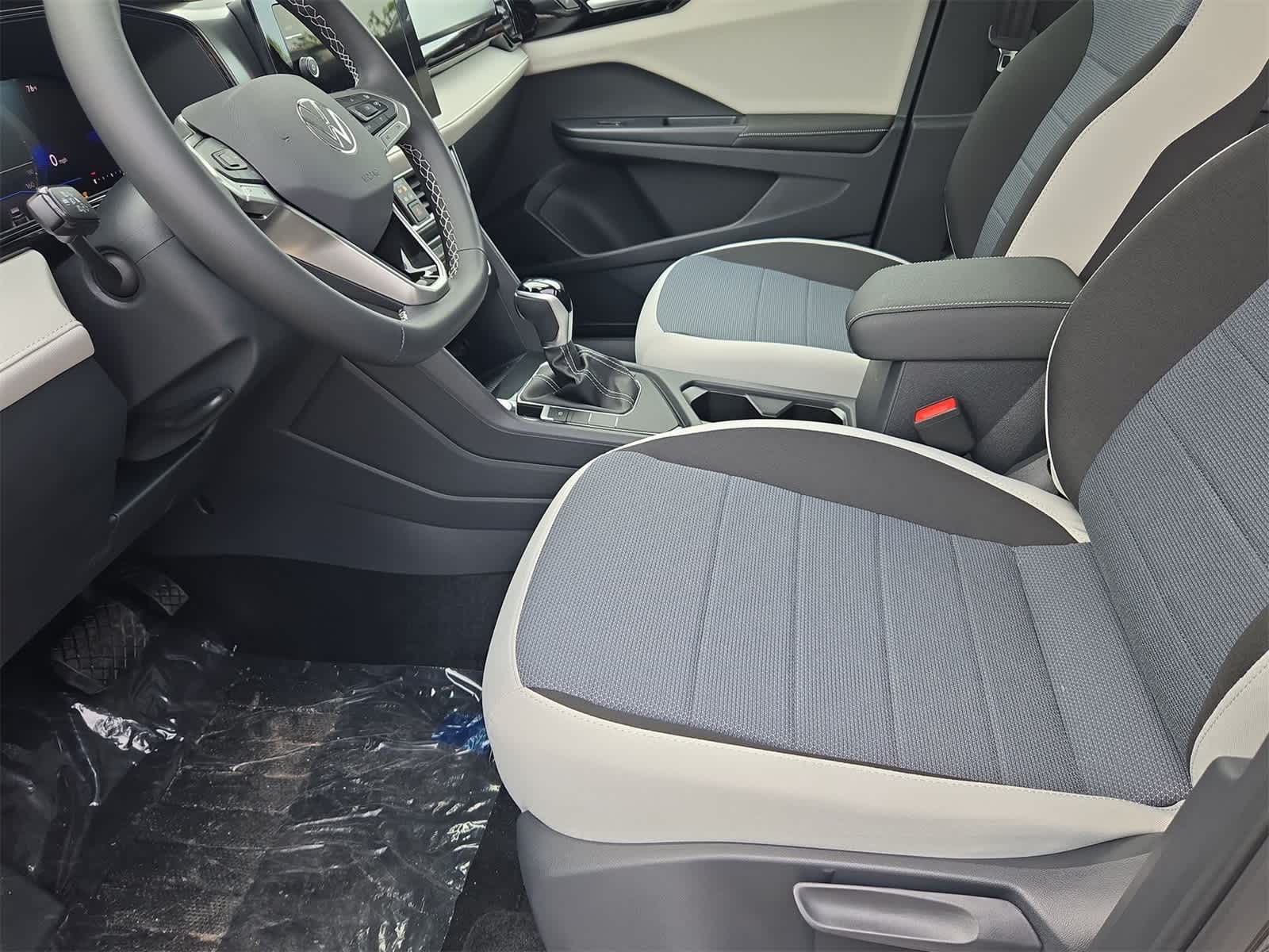 2025 Volkswagen Taos 1.5T S