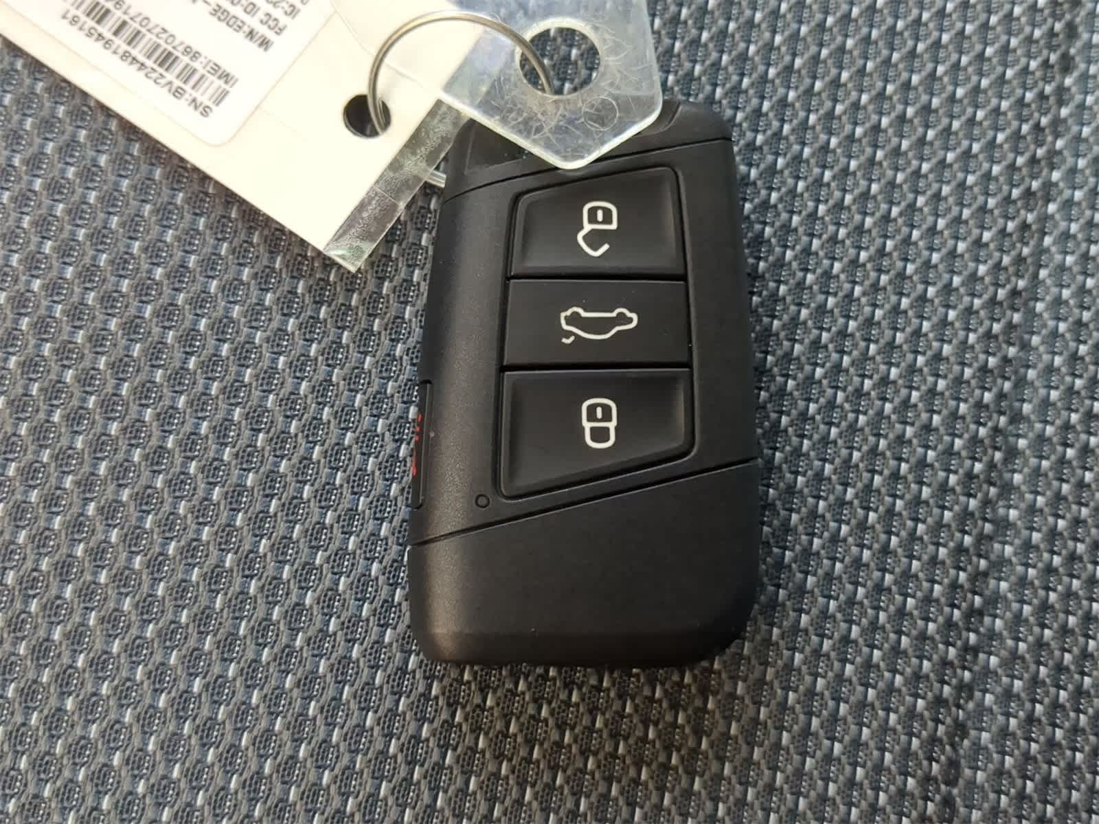 2025 Volkswagen Taos 1.5T S