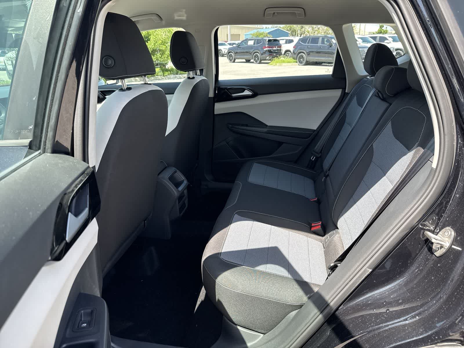Volkswagen Taos 1.5T S 2026