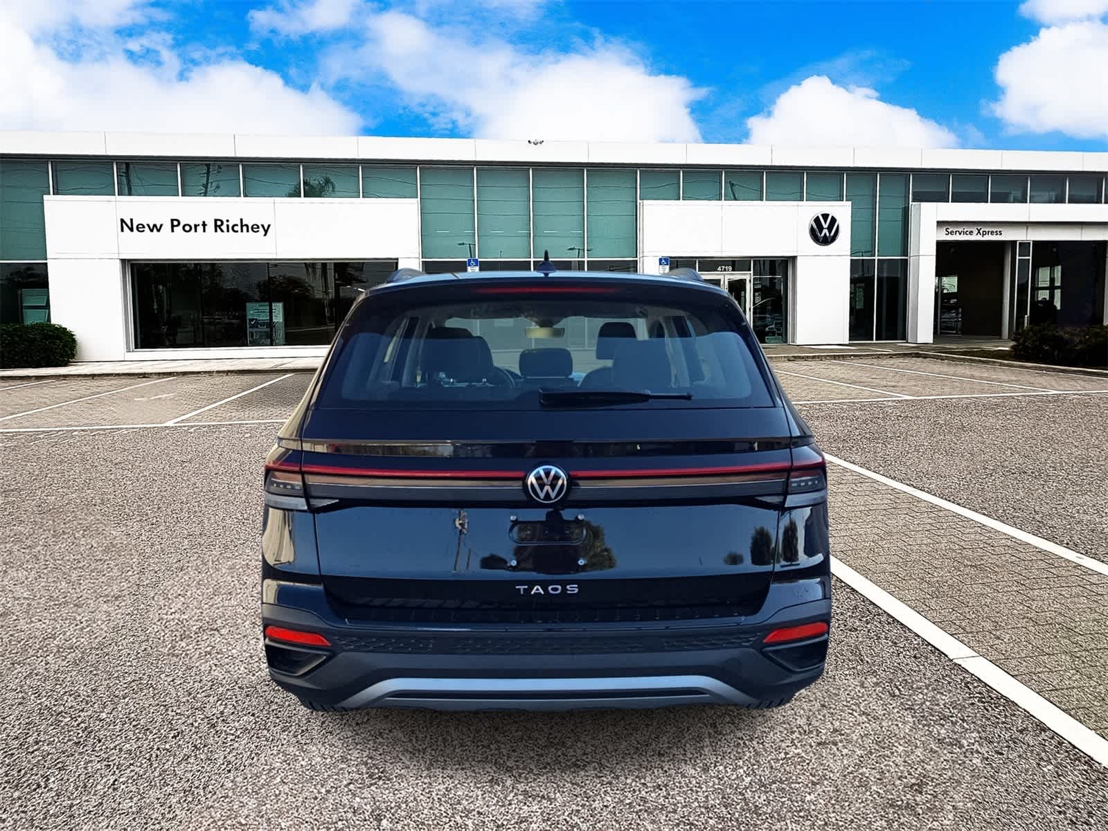 2025 Volkswagen Taos 1.5T S