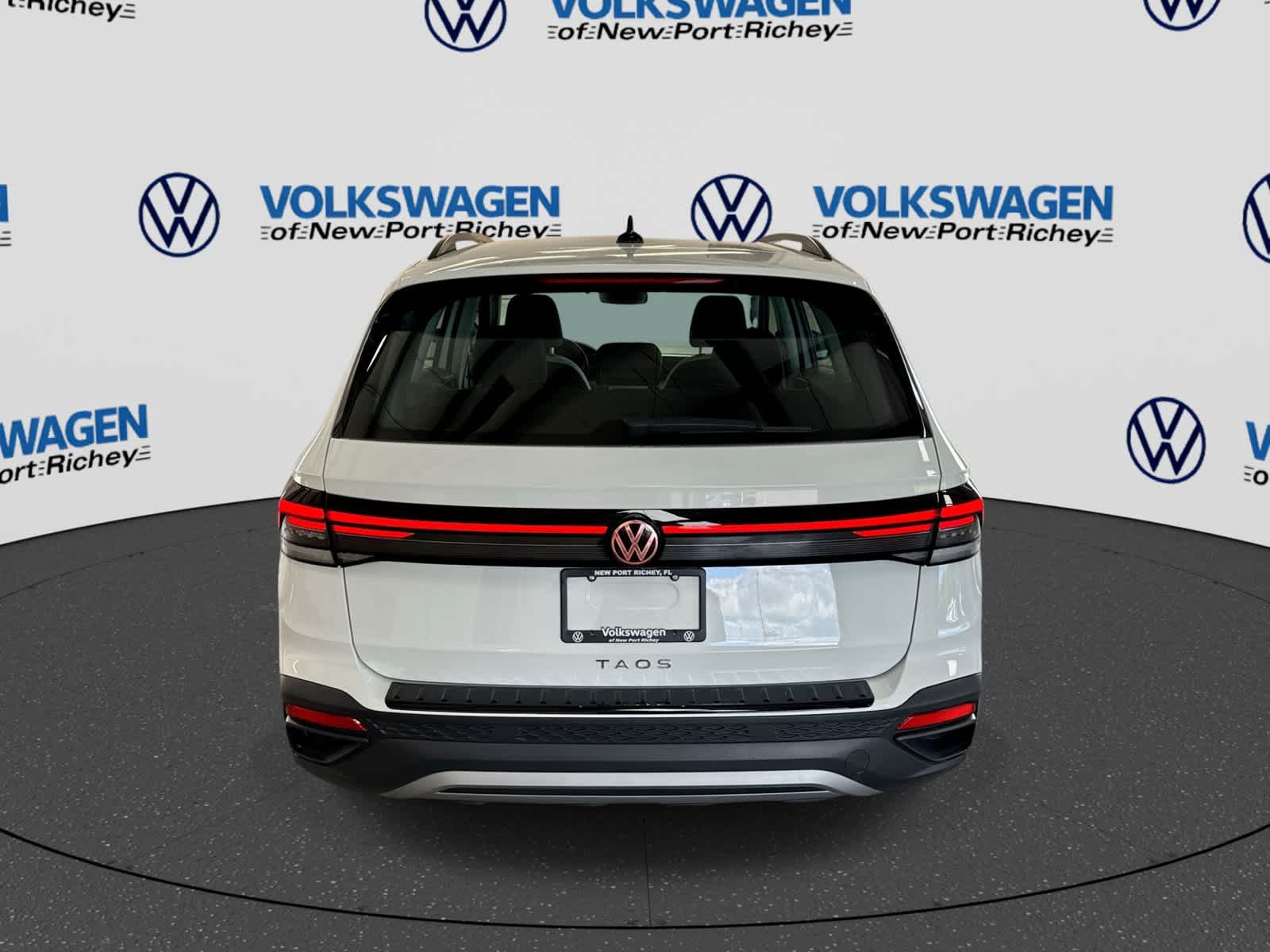 Volkswagen Taos 1.5T S de 2027
