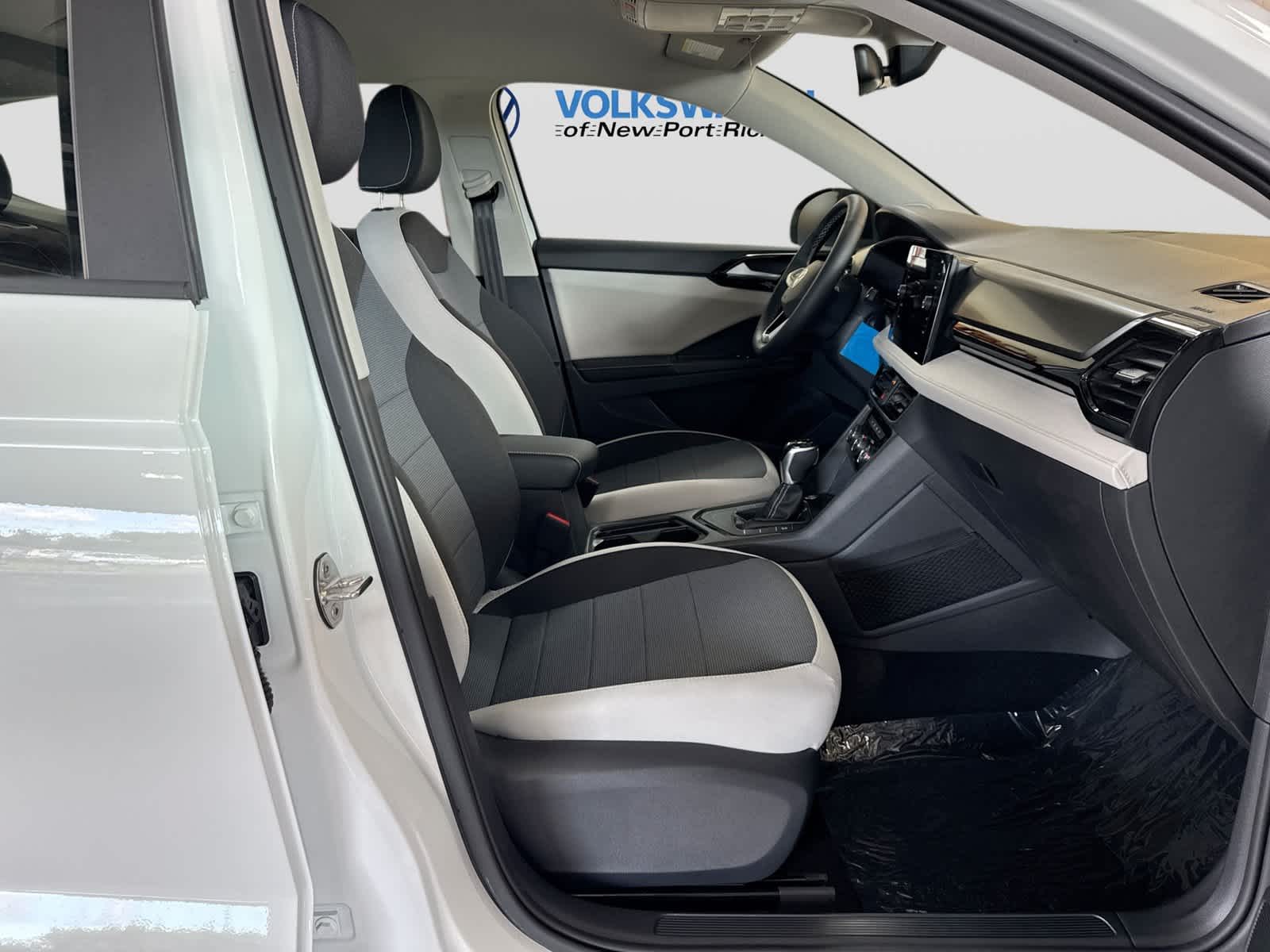 Volkswagen Taos 1.5T S de 2027