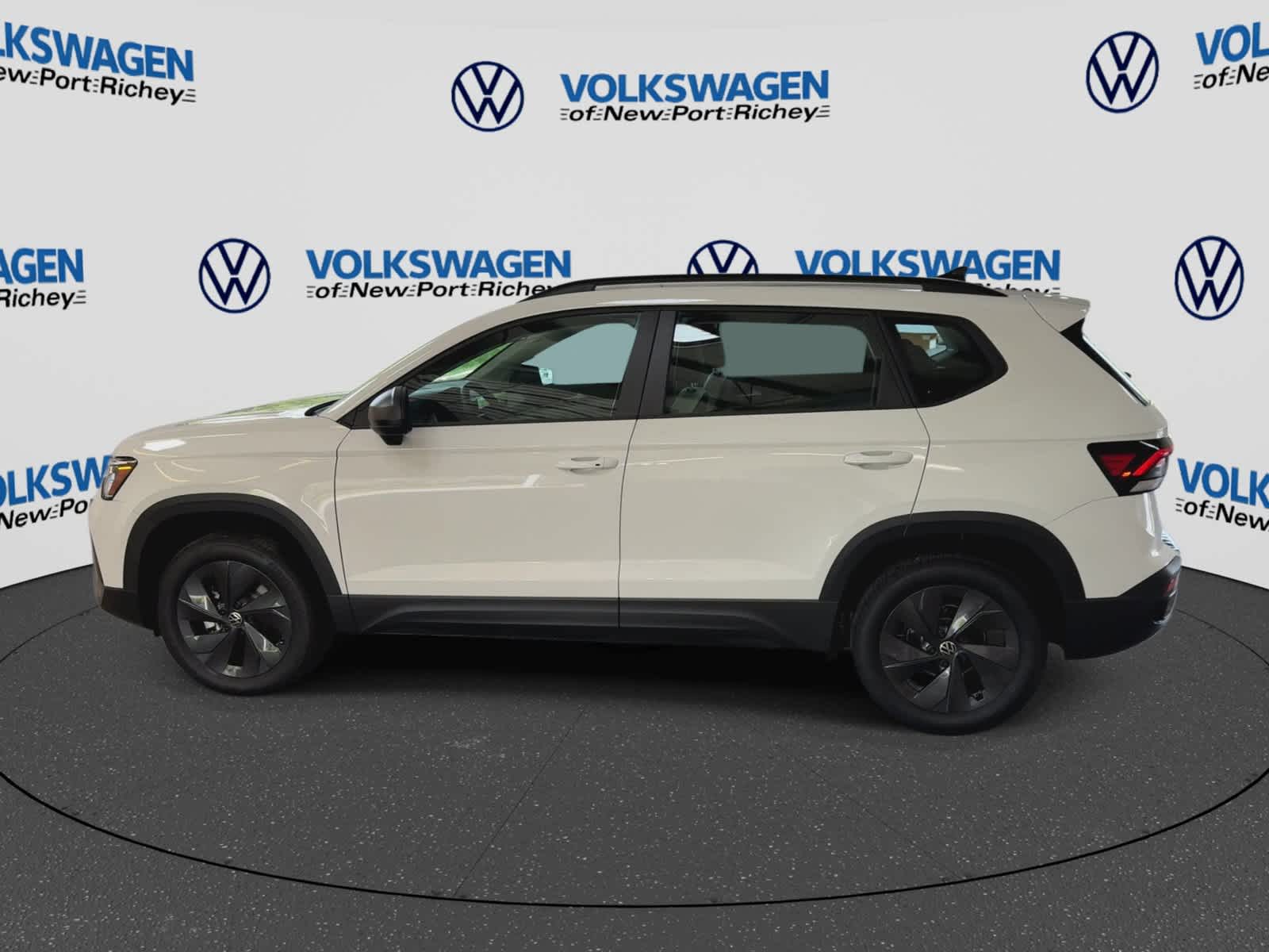Volkswagen Taos 1.5T S de 2027