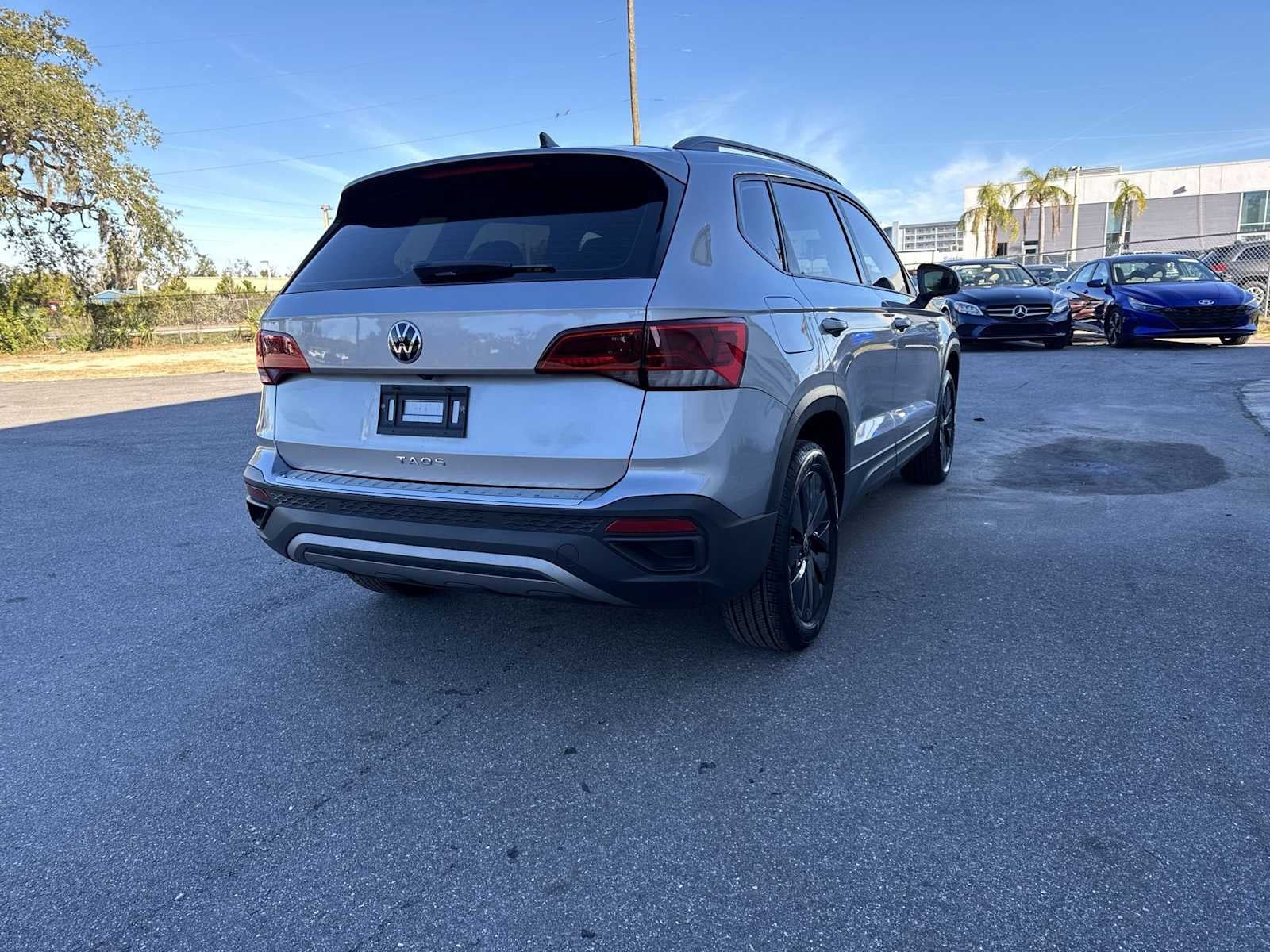 2024 Volkswagen Taos S