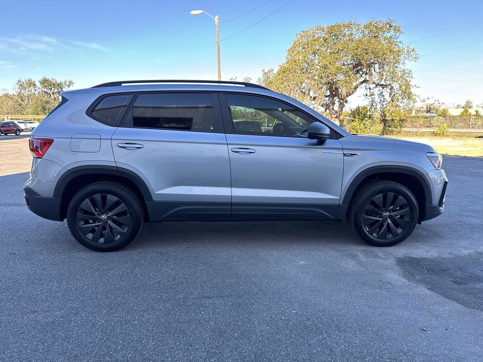 2024 Volkswagen Taos S