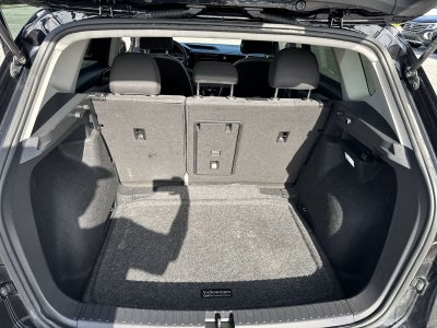 Volkswagen Taos S 2024