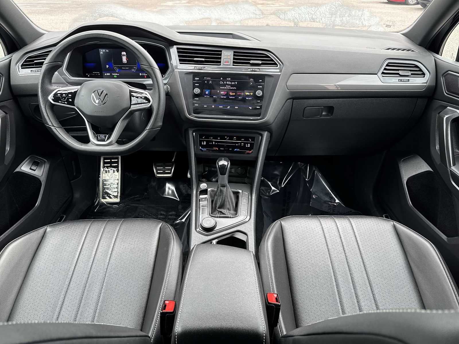 2022 Volkswagen Tiguan SE R-Line Negro