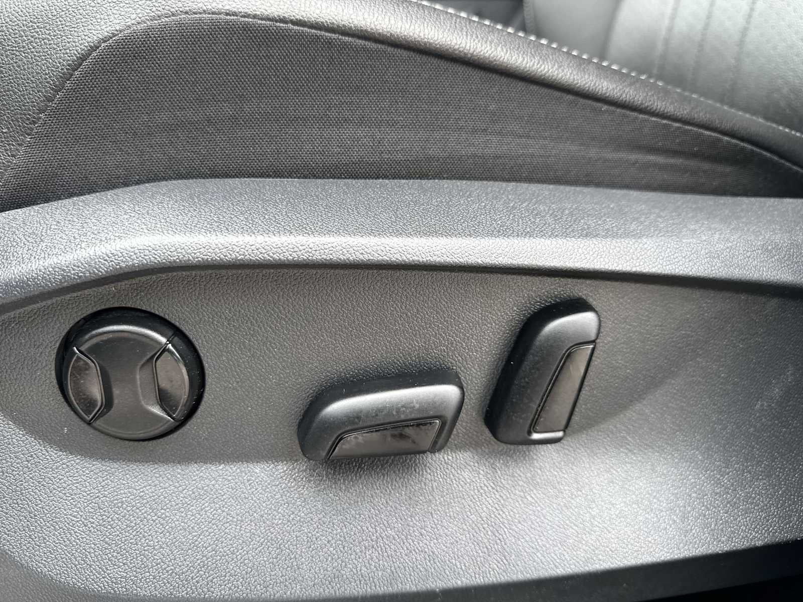 2022 Volkswagen Tiguan SE R-Line Negro