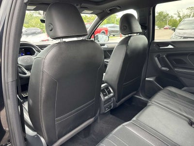 2022 Volkswagen Tiguan SE R-Line Negro