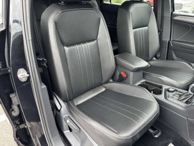 2022 Volkswagen Tiguan SE R-Line Negro