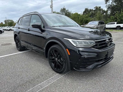 2022 Volkswagen Tiguan SE R-Line Negro