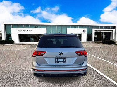 2023 Volkswagen Tiguan SE R-Line Negro