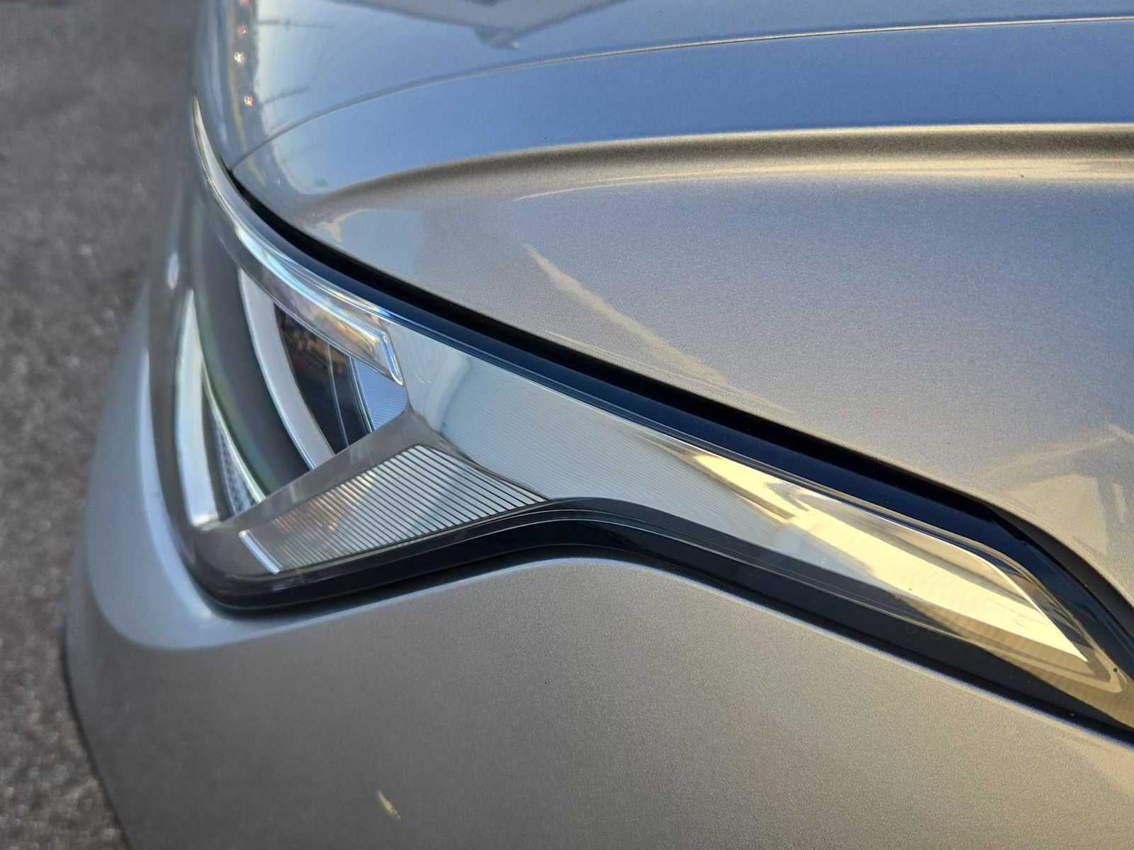 2023 Volkswagen Tiguan SE R-Line Negro