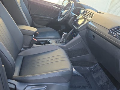 2023 Volkswagen Tiguan SE R-Line Negro