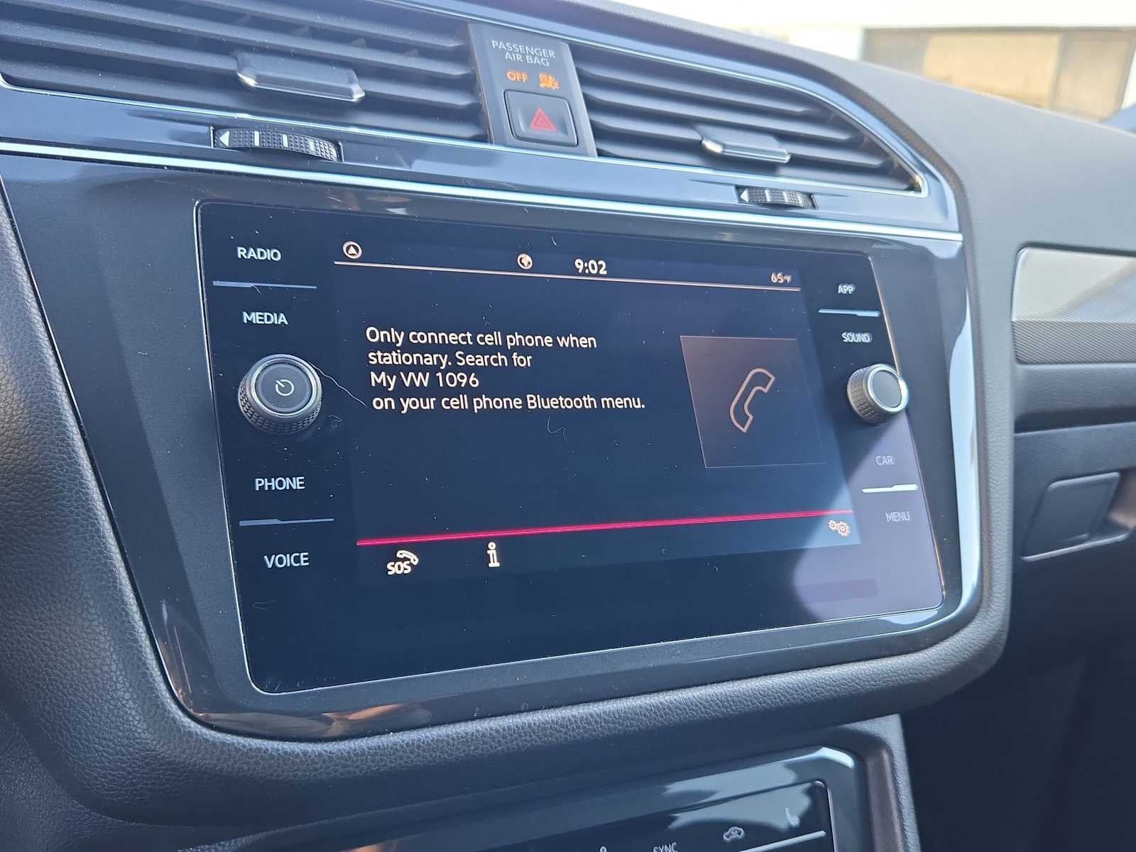 2023 Volkswagen Tiguan SE R-Line Negro