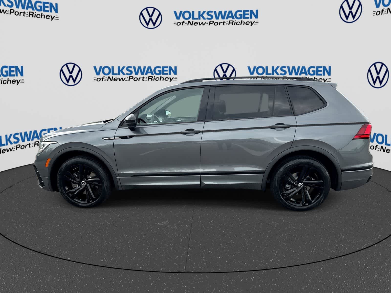 Volkswagen Tiguan SE R-Line Negro 2024