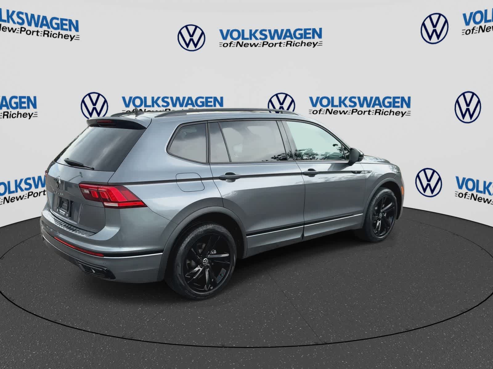 Volkswagen Tiguan SE R-Line Negro 2024
