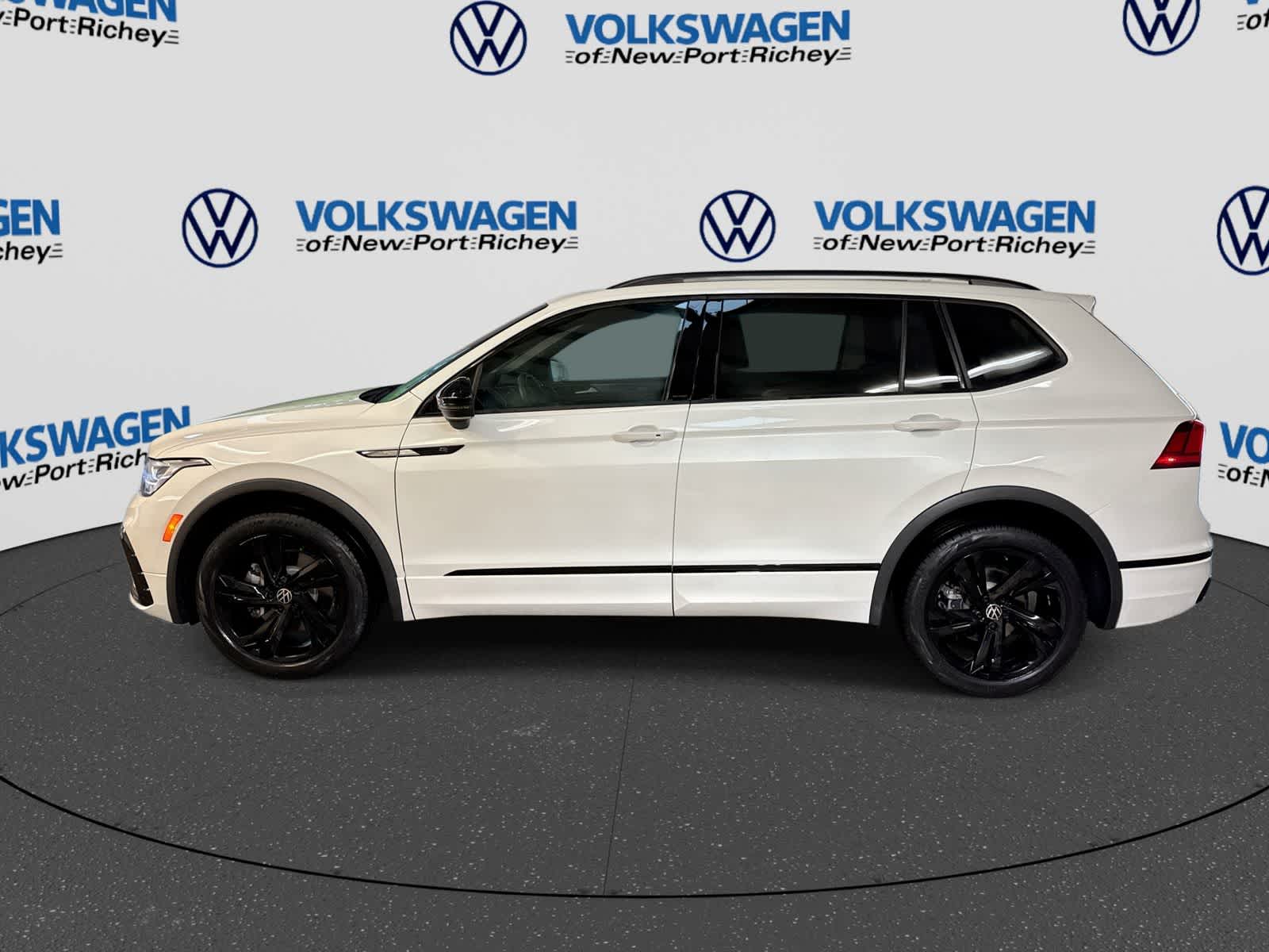 Volkswagen Tiguan SE R-Line Negro 2024