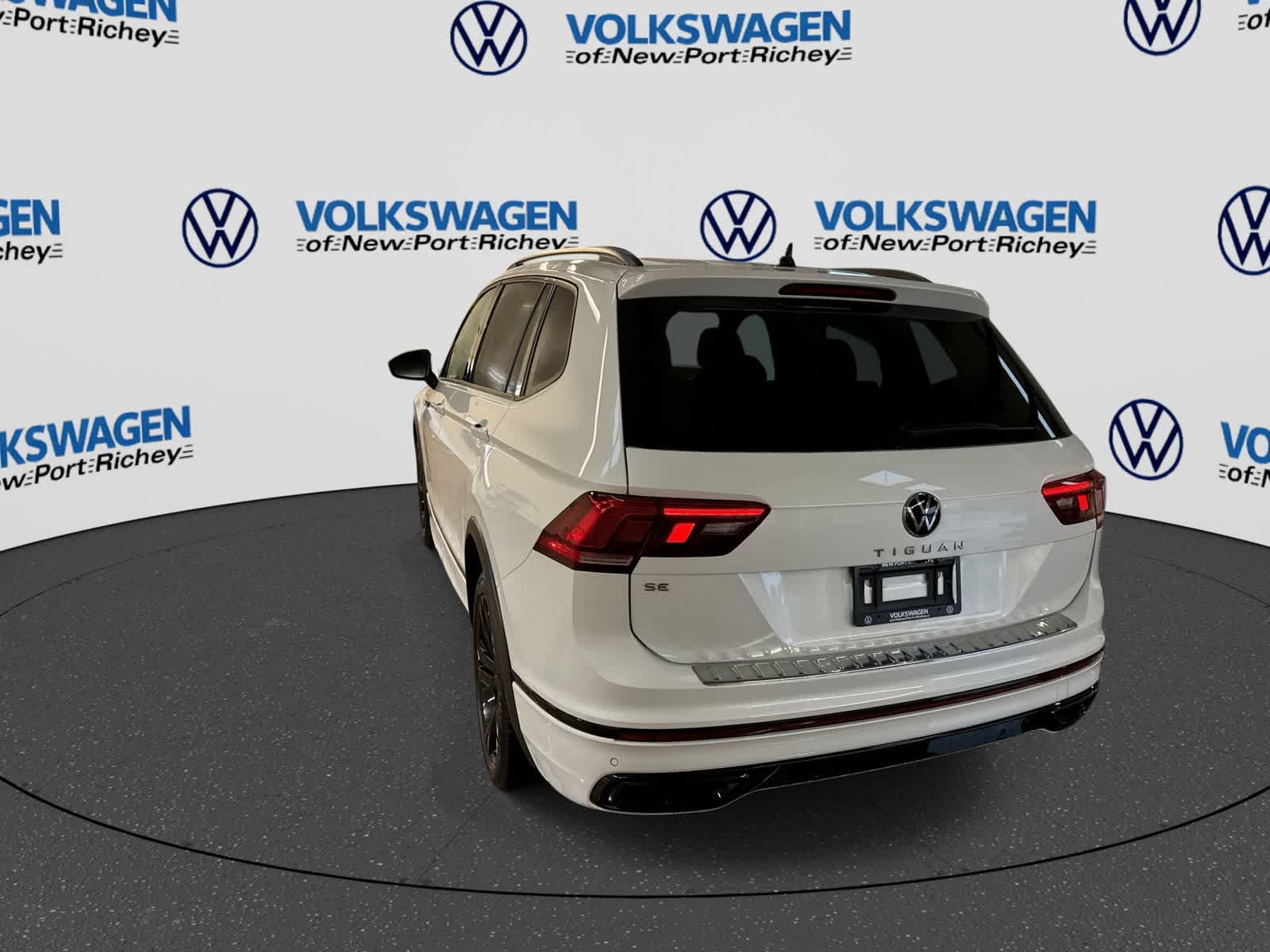 Volkswagen Tiguan SE R-Line Negro 2024