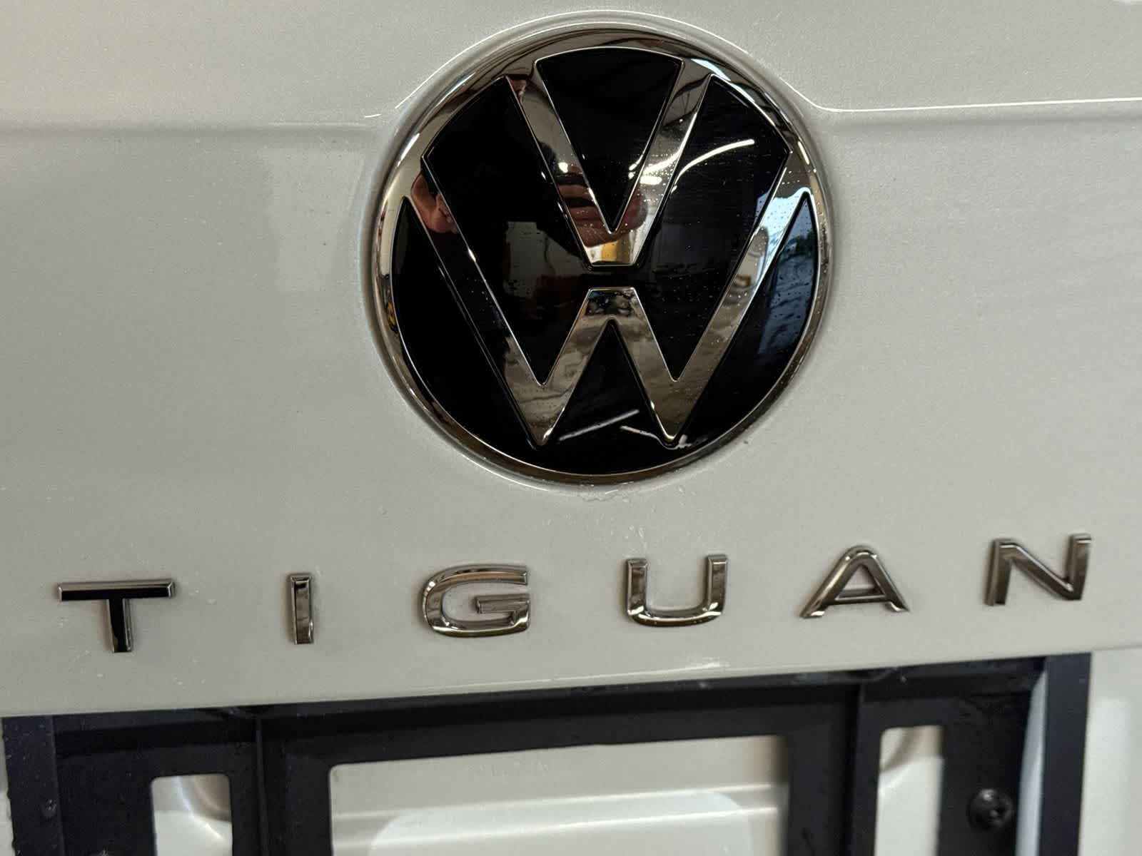 Volkswagen Tiguan SE R-Line Negro 2024