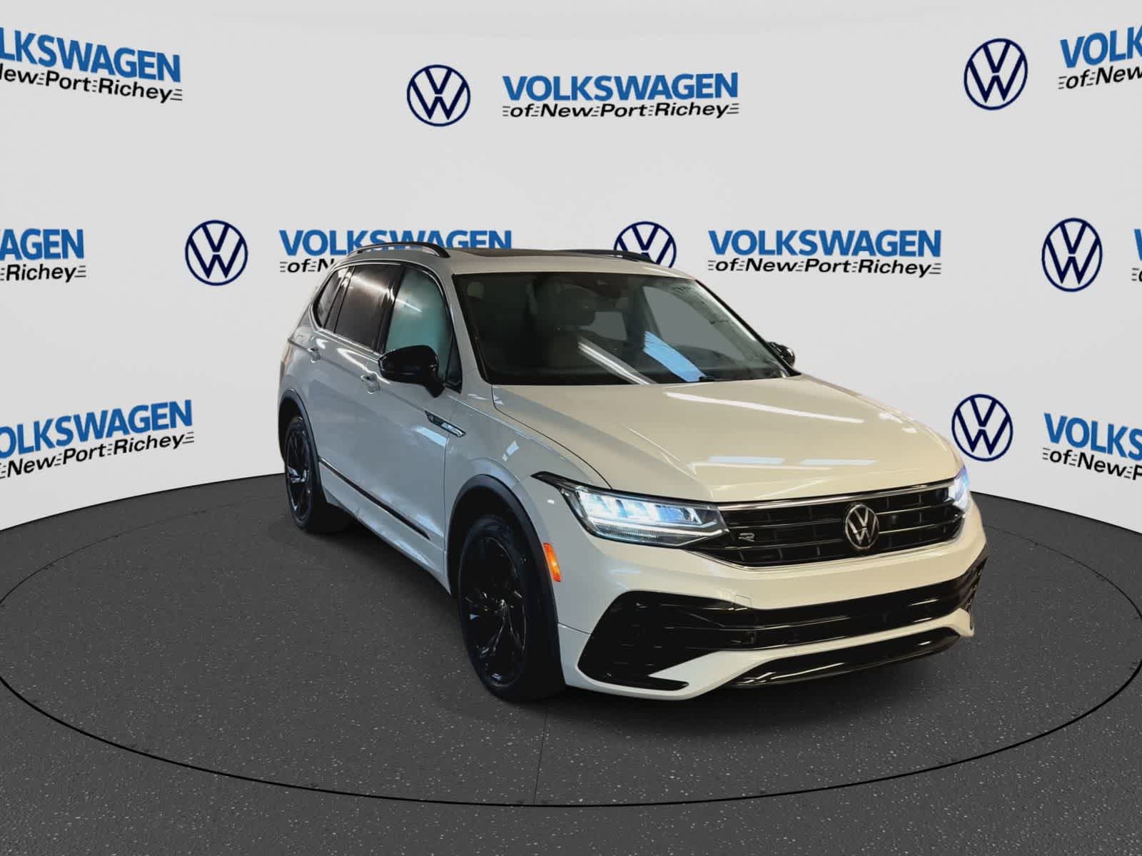 Volkswagen Tiguan SE R-Line Negro 2024