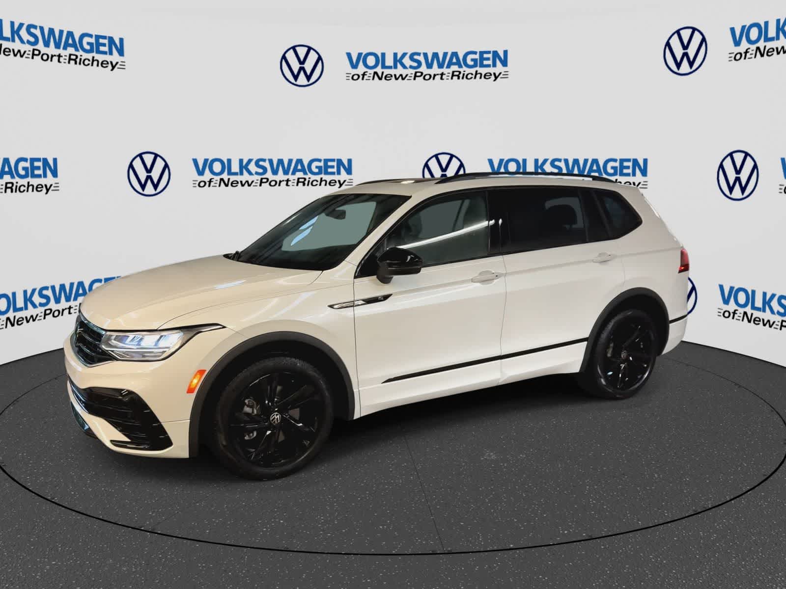 Volkswagen Tiguan SE R-Line Negro 2024