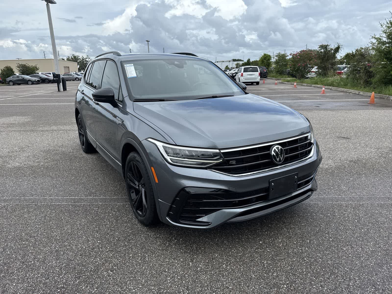 Volkswagen Tiguan SE R-Line Negro 2024