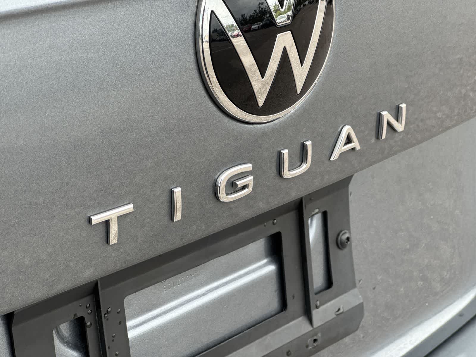 Volkswagen Tiguan SE R-Line Negro 2024