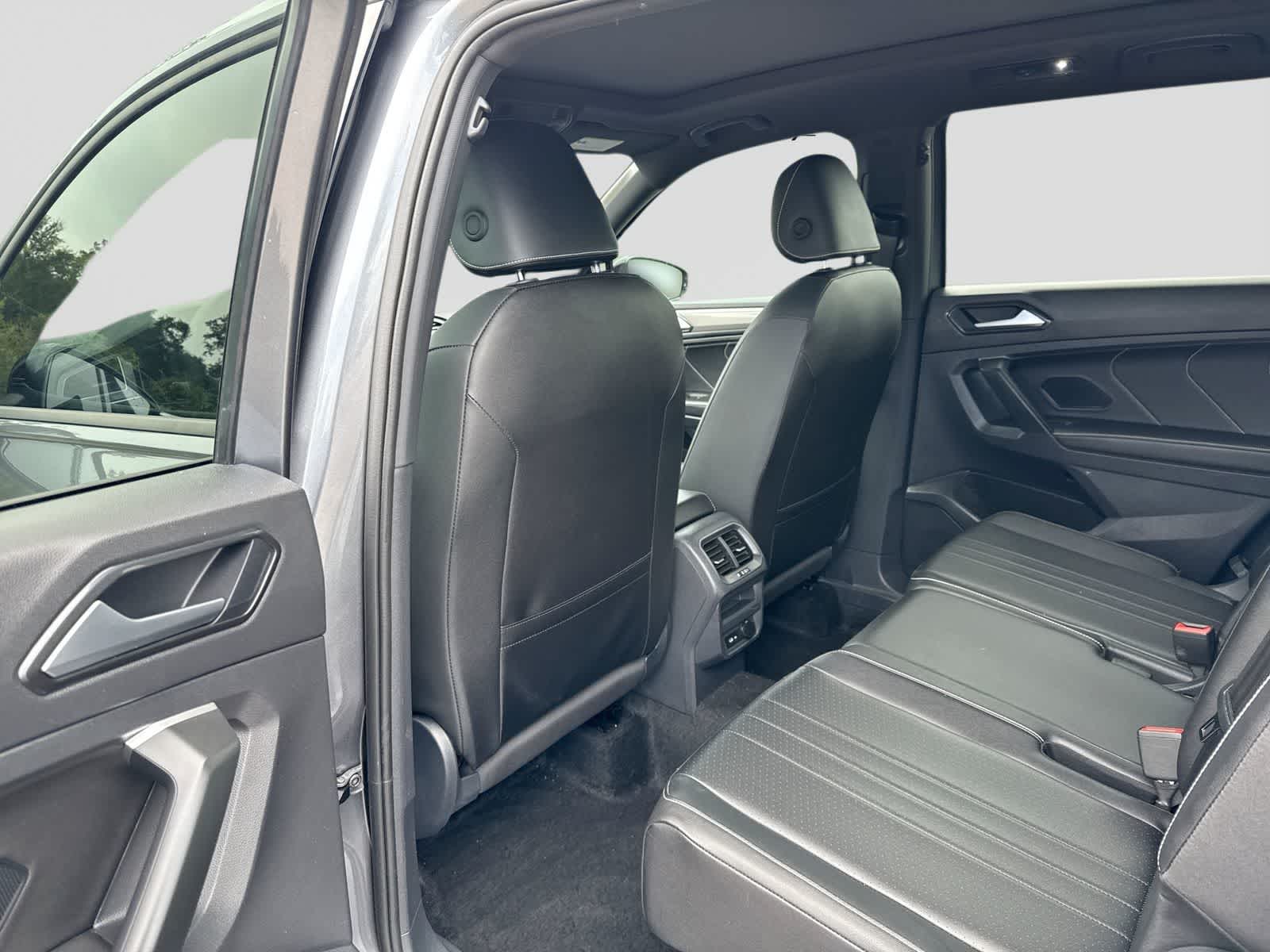 Volkswagen Tiguan SE R-Line Negro 2024