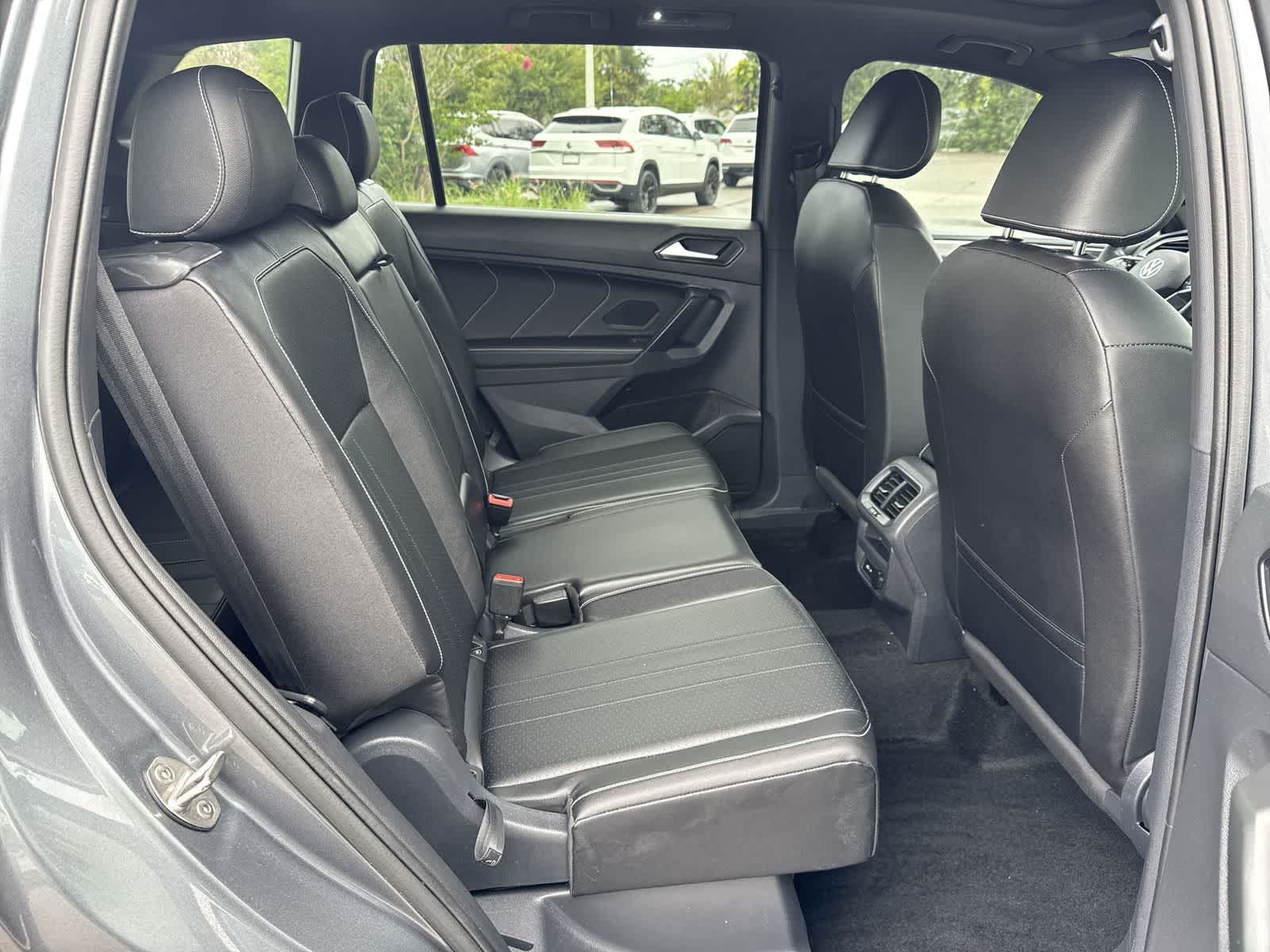 Volkswagen Tiguan SE R-Line Negro 2024