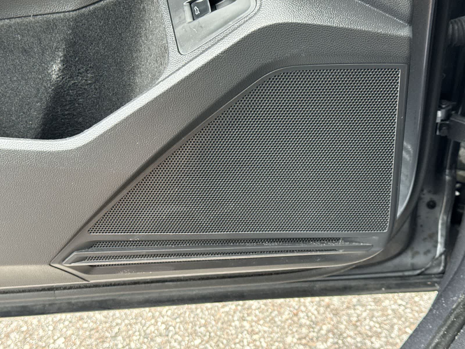 Volkswagen Tiguan SE R-Line Negro 2024