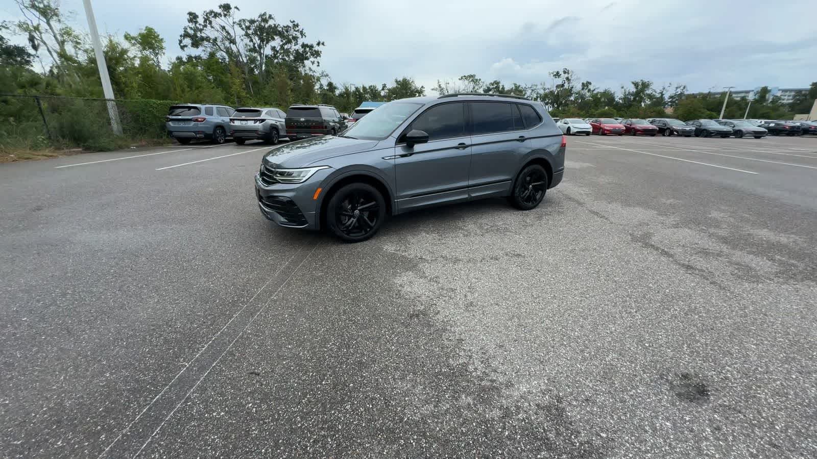 Volkswagen Tiguan SE R-Line Negro 2024